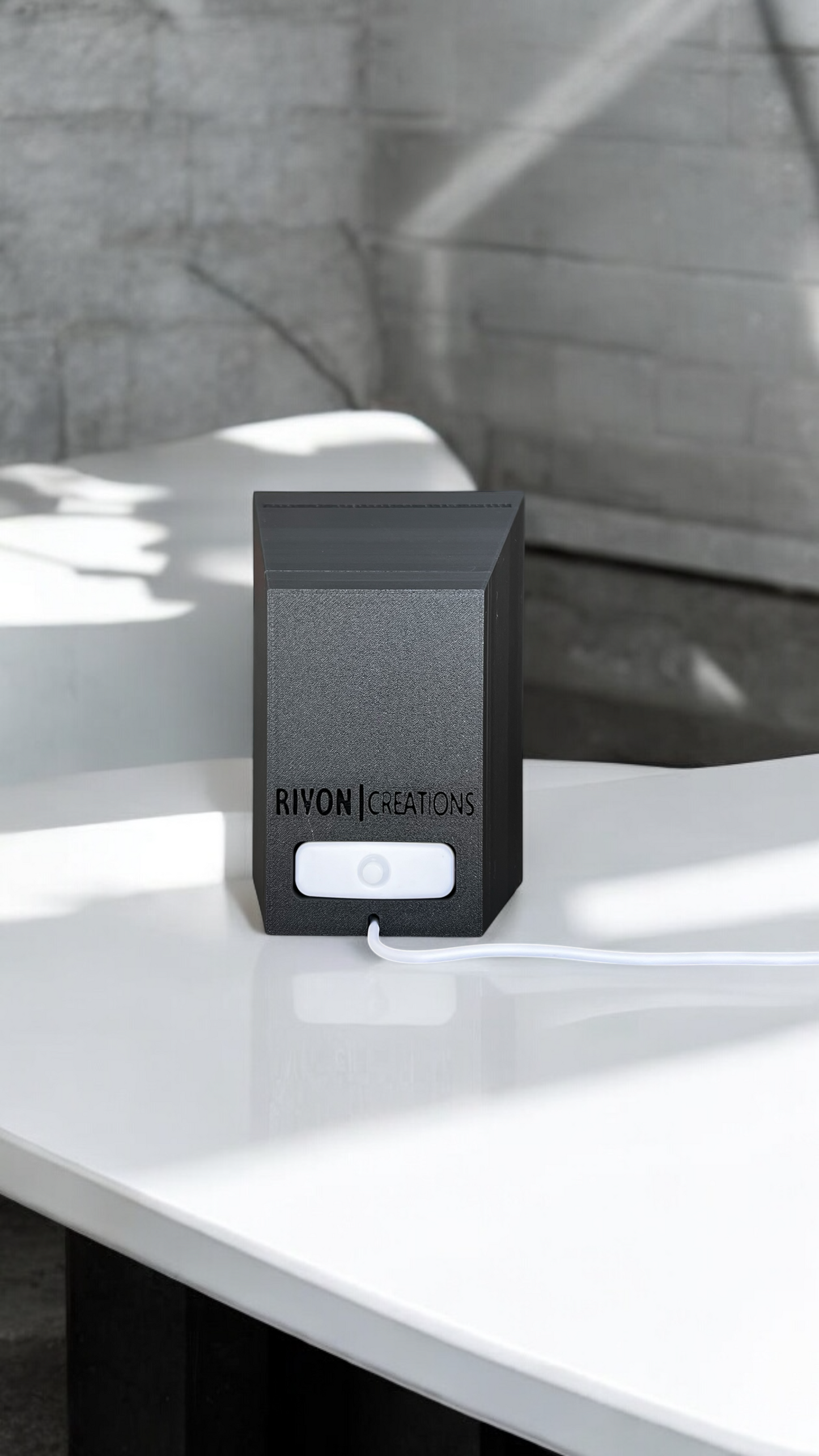 Lumiportrait - The Essential Custom Light-Up Photo Frame