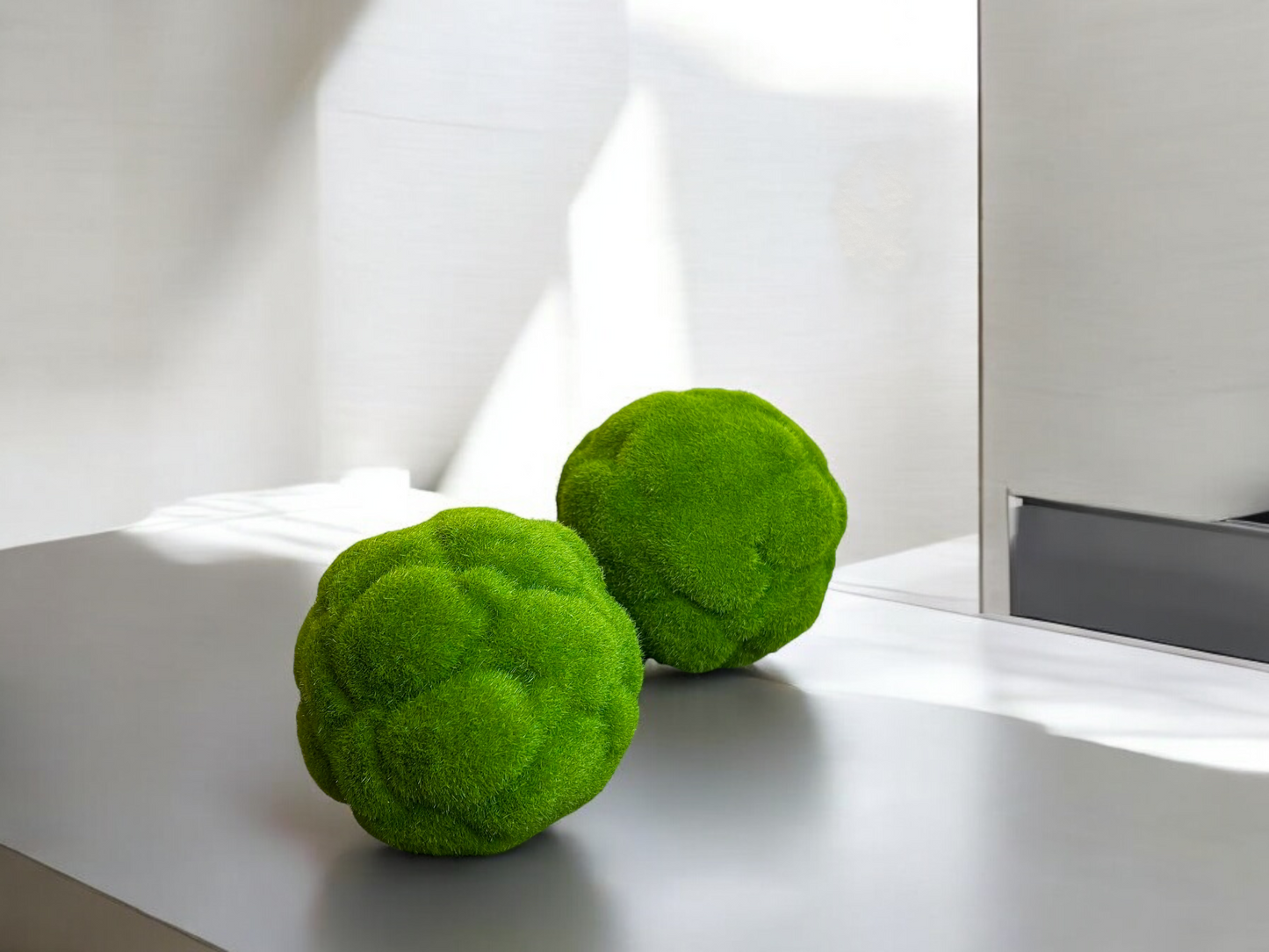 LUXE - Life in Luxury, Moss Ball