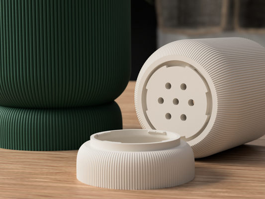 Groove - The Ribbed Planter with a Twist-and-Lock Tray